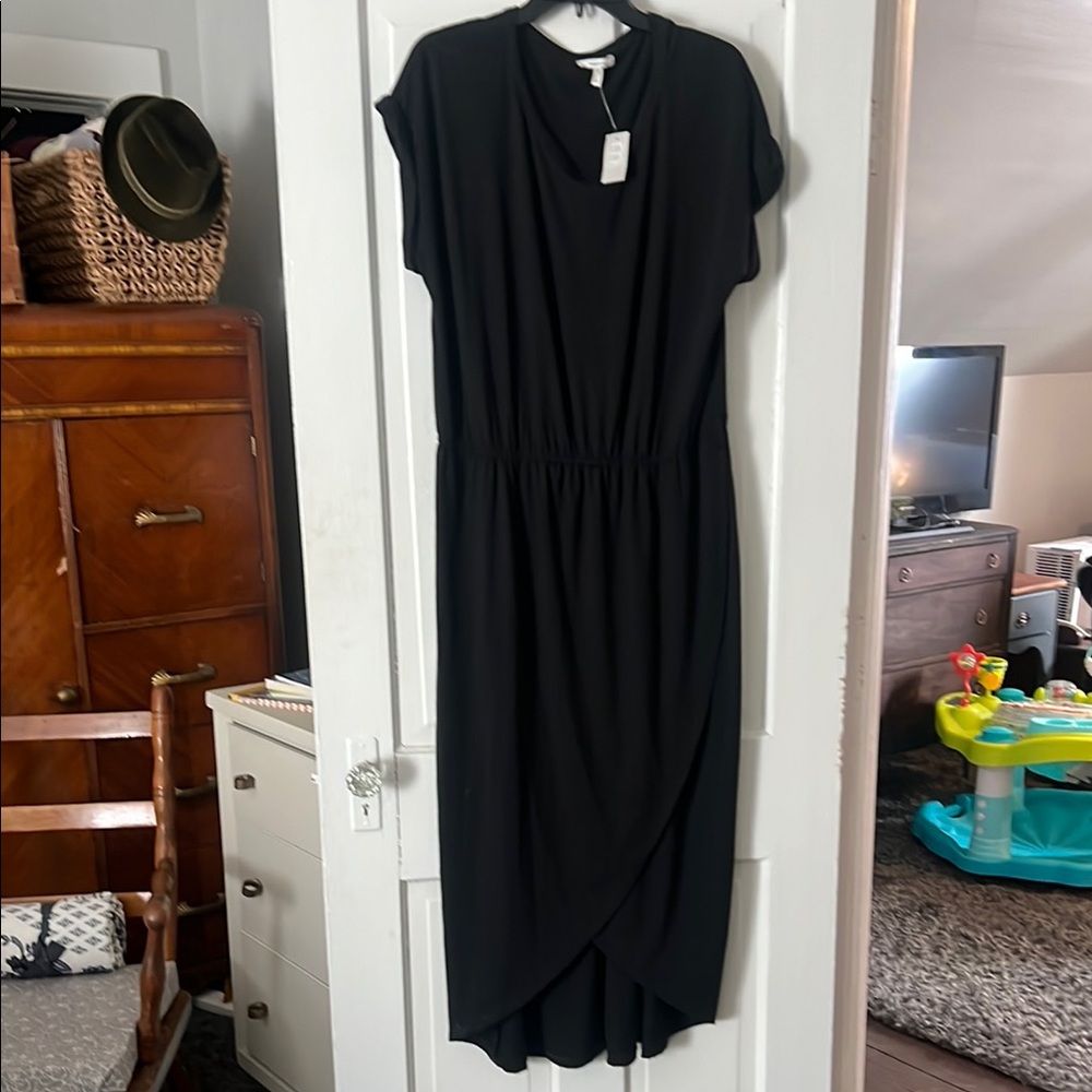 Maurices Black Sheath Dress V-Neck Short Sleeve